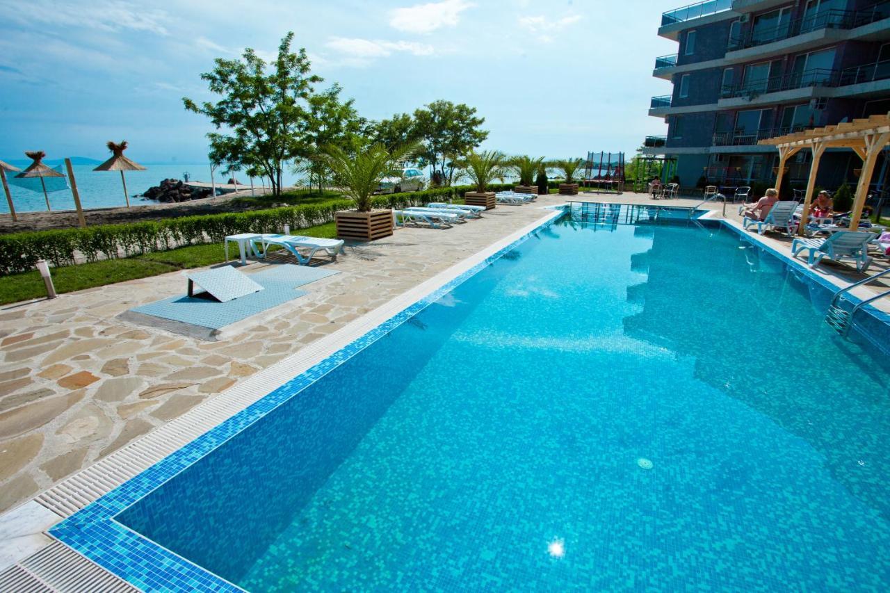 Vilmar Aparthotel Πομόριε Εξωτερικό φωτογραφία