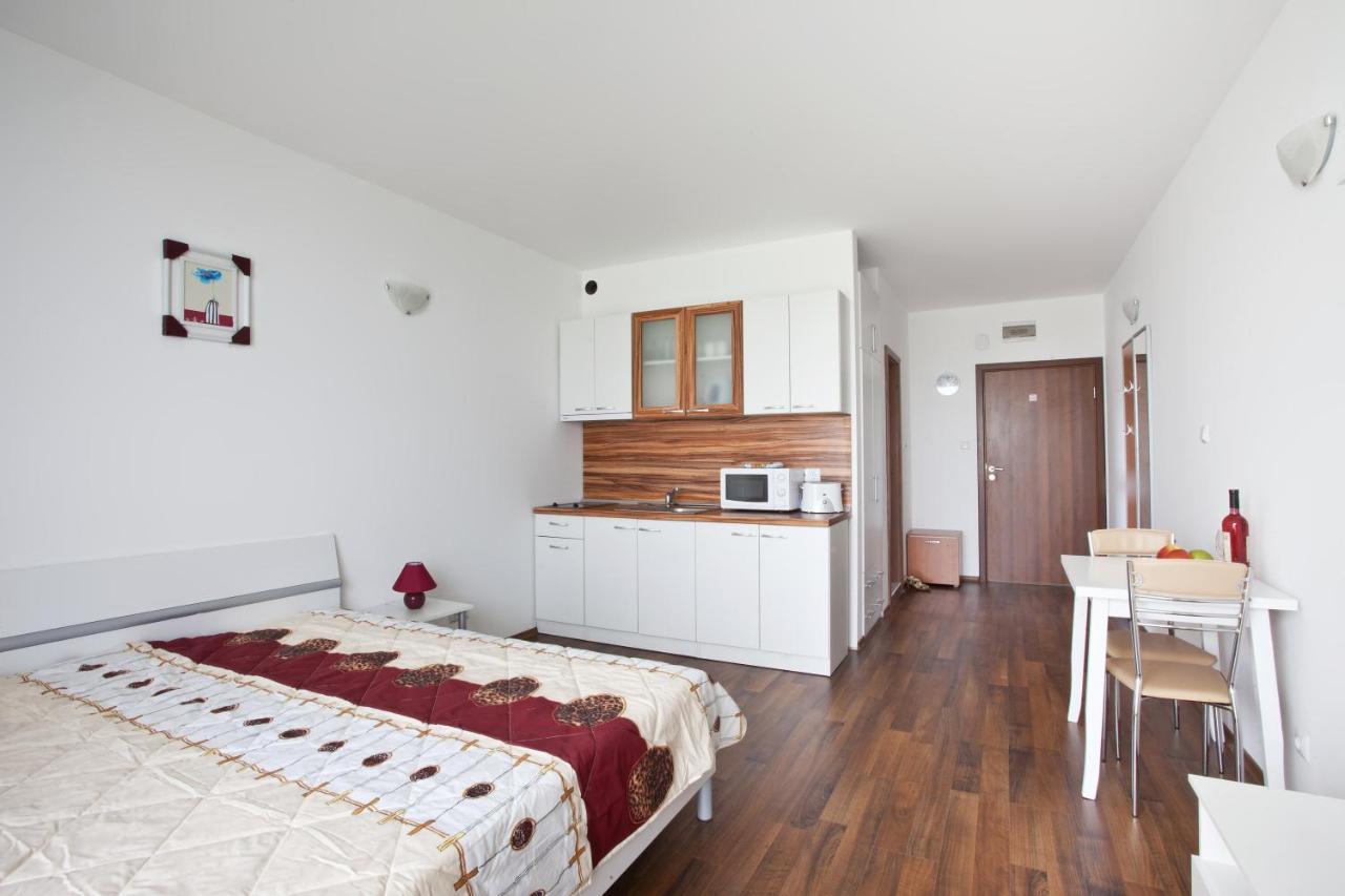 Vilmar Aparthotel Πομόριε Εξωτερικό φωτογραφία
